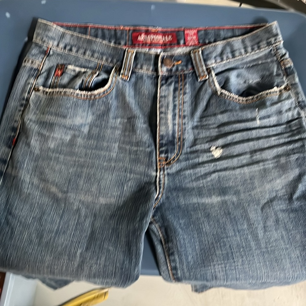 AEROPOSTALE DISTRESSED BLUE JEANS 32 x 30” straight leg - Picture 4 of 14